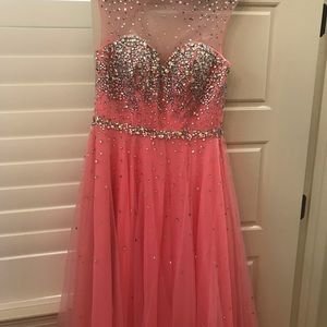 Tony Bowls Dresses - Tony Bowls Le Gala pink beaded gown Tony Bowls Dresses - Tony Bowls Le Gala pink beaded gown